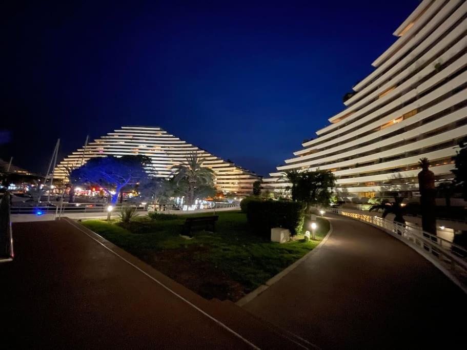 Studio A 2 Pas De La Plage 빌뇌브루베 외부 사진